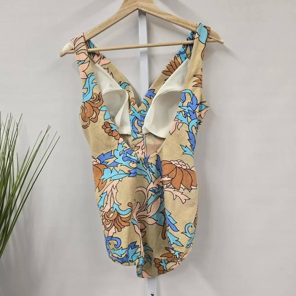 Vintage Vibrant Floral One-Piece Swimsuit - Picture 2 of 6